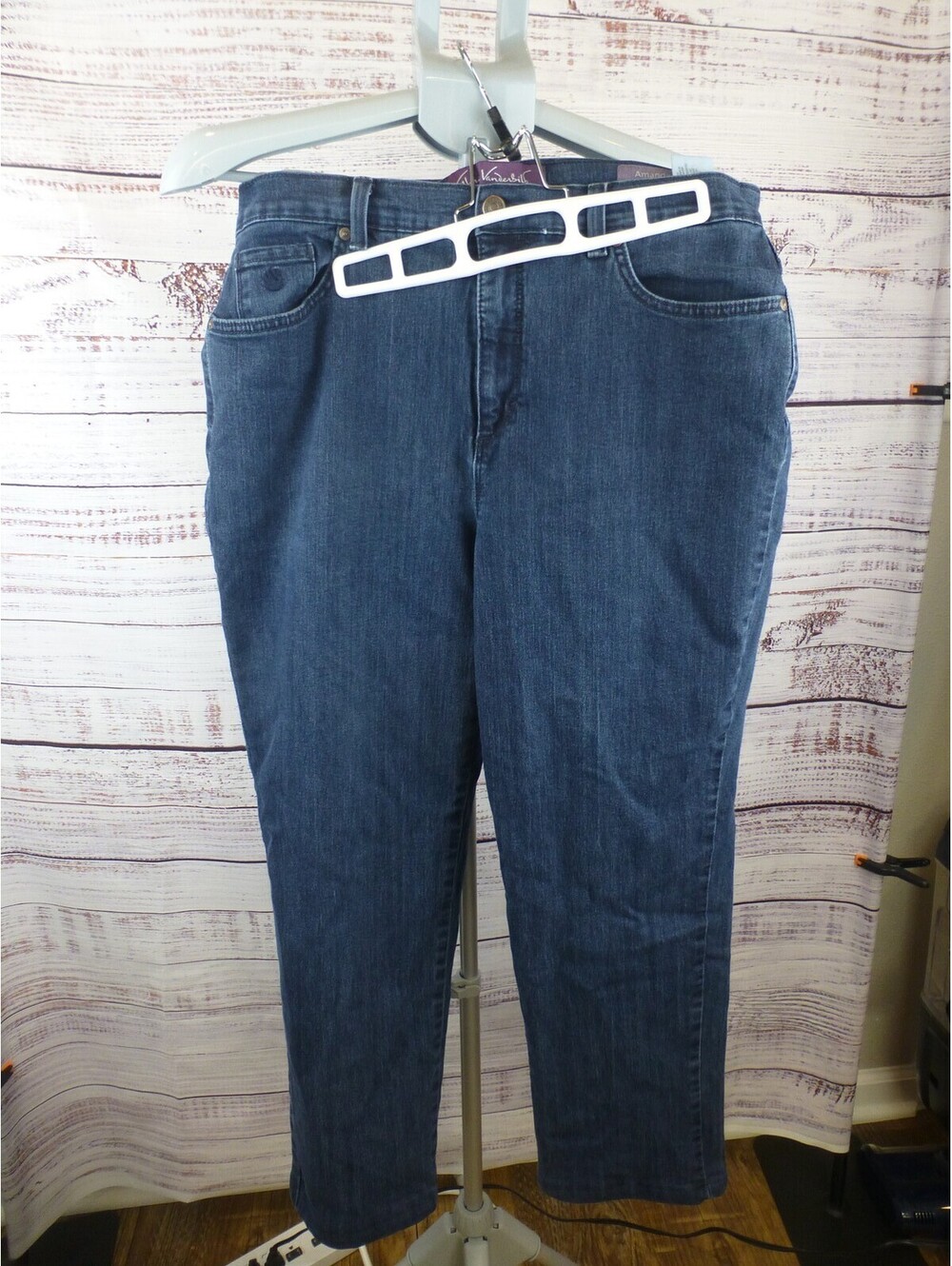 Gloria Vanderbilt Women's Amanda Classic Fit Tapered Jeans Size 14 Short J5A